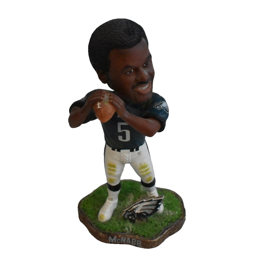 Donovan McNabb Forever Collectibles Philadelphia Eagles BobbleHead 163/5000